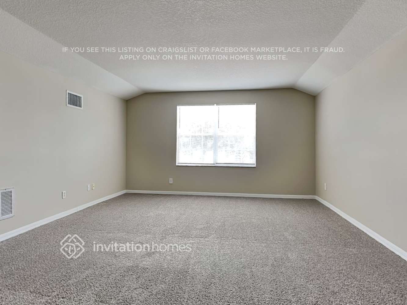 Building Photo - 17011 Falconridge Rd