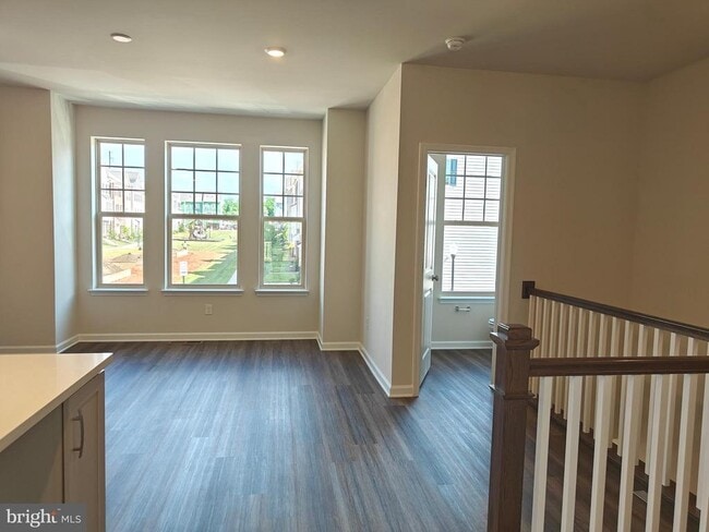 Building Photo - 9409 Barnes Lp