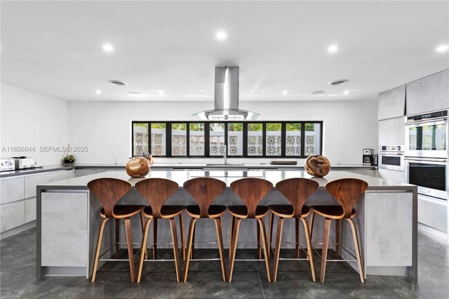 Building Photo - 4322 Polk St