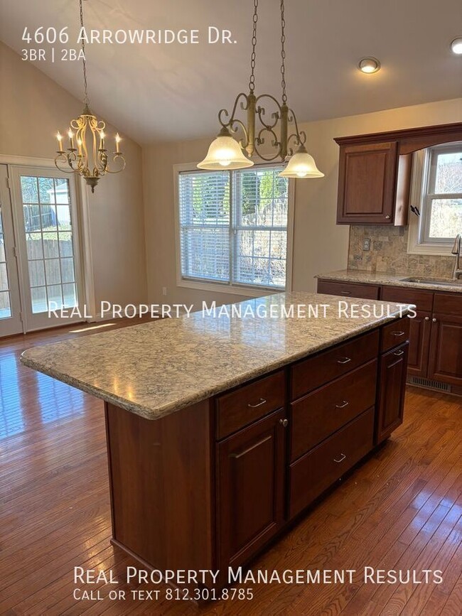 Building Photo - 4606 Arrowridge Dr