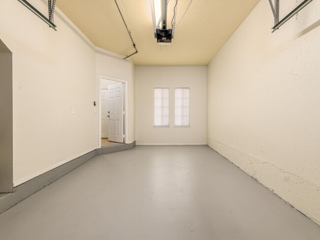 Building Photo - South Tampa