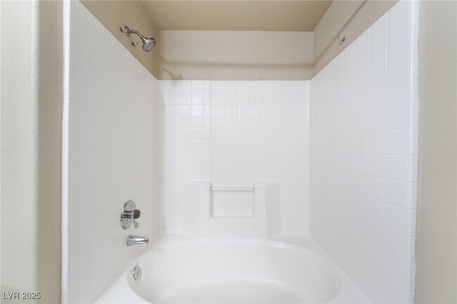 Building Photo - 7115 S Durango Dr