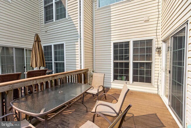Building Photo - 13719 Maple Sugar Ln