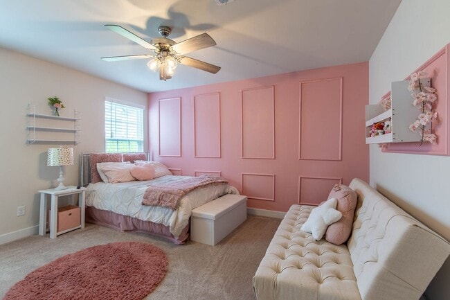 Building Photo - 5BR/3.5BA In Smyrna