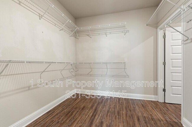 Building Photo - 9376 Swan Point Rd