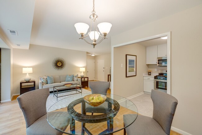 Building Photo - Lafayette Park Condominium | All Utilities Included | Pool, Tennis Court & Clubhouse
