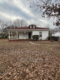 Building Photo - 2102 Brightwood School Rd