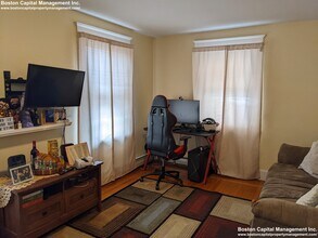 Building Photo - 464 Highland Ave