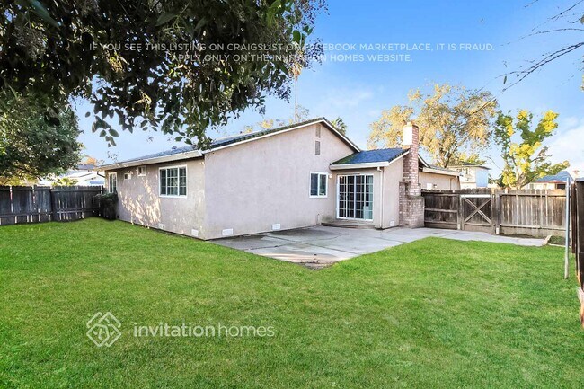 Building Photo - 4430 Bollenbacher Ave