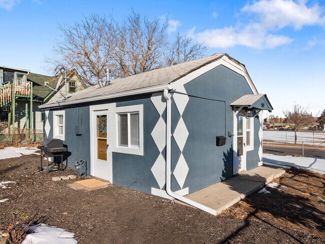 Building Photo - Charming 1BD/1BA ADU in Denver’s Westwood ...