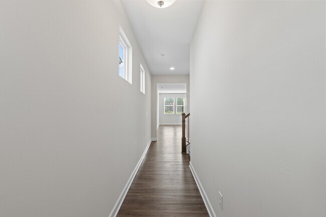 Building Photo - 35 Village Edge Dr