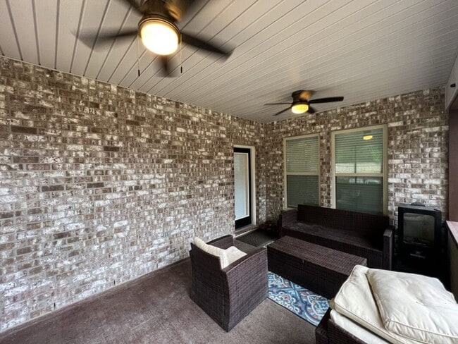 Building Photo - Spacious 5 Bedroom Home in Lake Haven – Zachary, LA