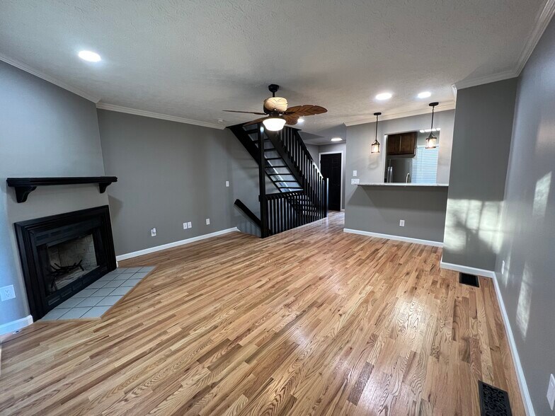 Building Photo - 1794 Bennigan Dr