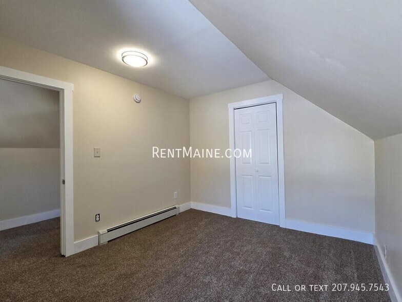 Building Photo - 90 Newbury St