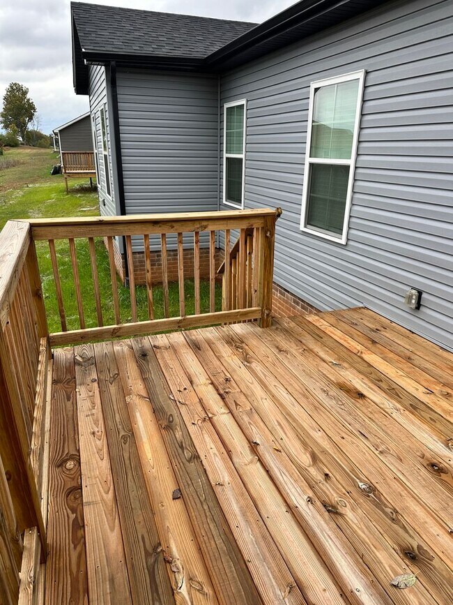 Building Photo - 2766 Cedrus Ave