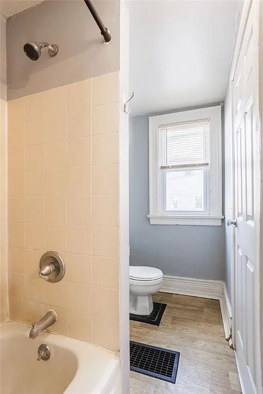 Building Photo - Spacious 2-Bedroom Apartment on Fulton