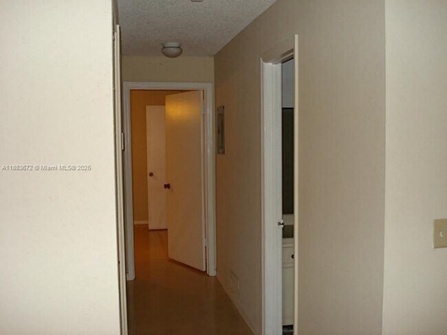 Building Photo - 3350 Pinewalk Dr N