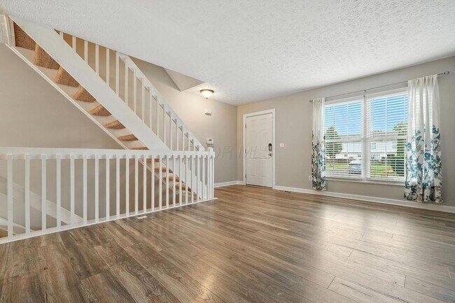 Building Photo - 932 Philadelphia Dr
