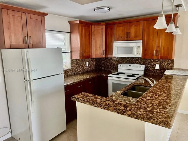 Building Photo - 2519 Pierce St