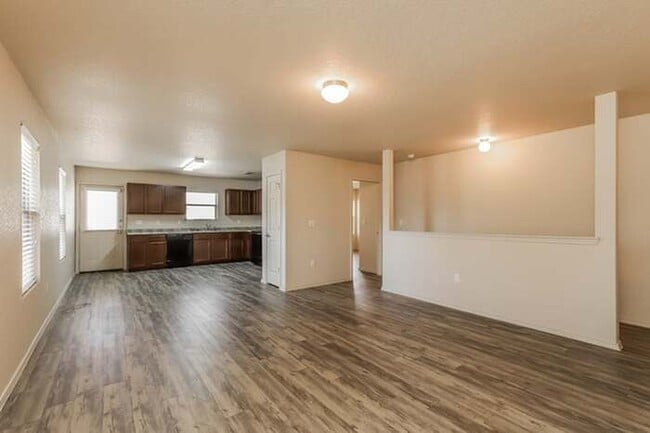 Primary Photo - 7002 Heathers Way