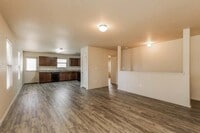 Building Photo - 7002 Heathers Way