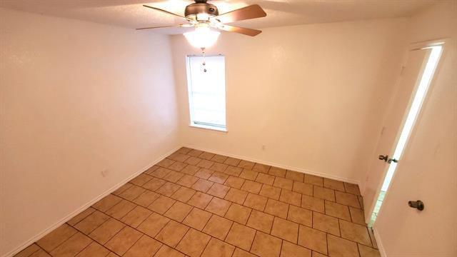 Building Photo - 3427 Republic Dr