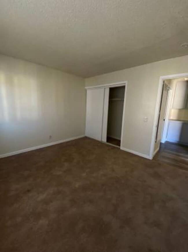 Building Photo - MOVE IN SPECIAL $599 On Approved Credit Th...