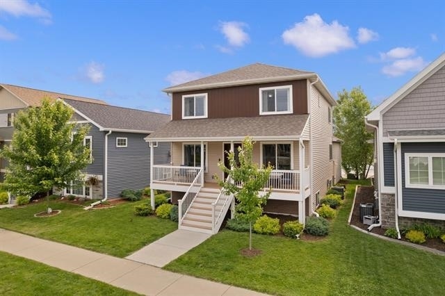 Building Photo - 839 Silas St