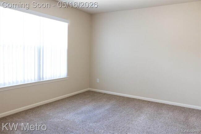 Building Photo - 49144 W Woods Dr
