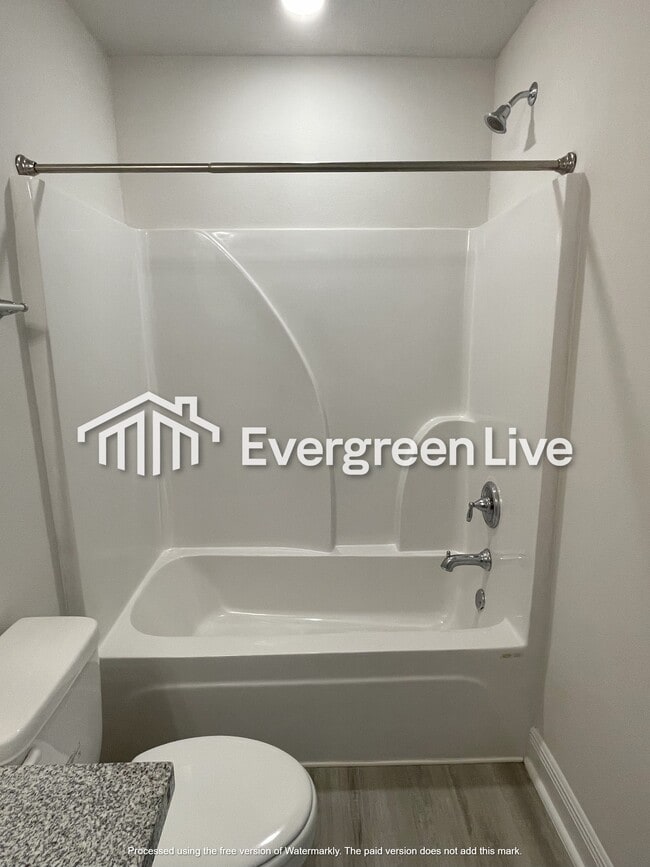 Building Photo - 9881 McLuvin Rd