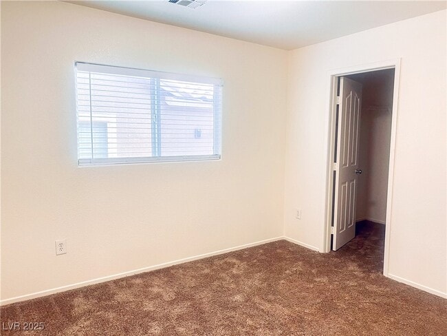 Building Photo - 5628 Granville Lake St