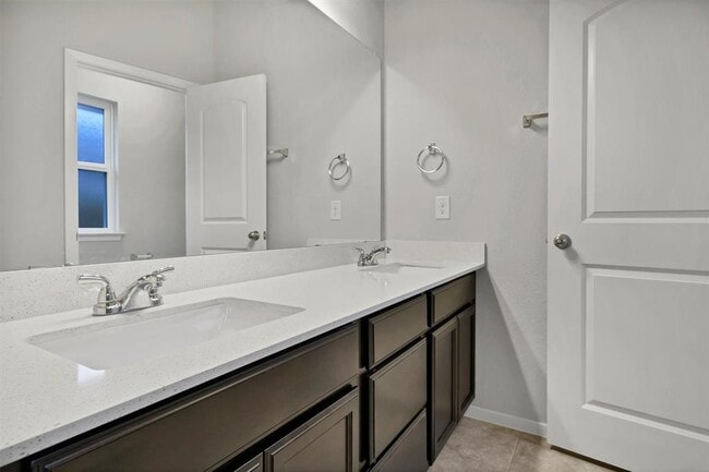 Building Photo - 229 Trailside Ln