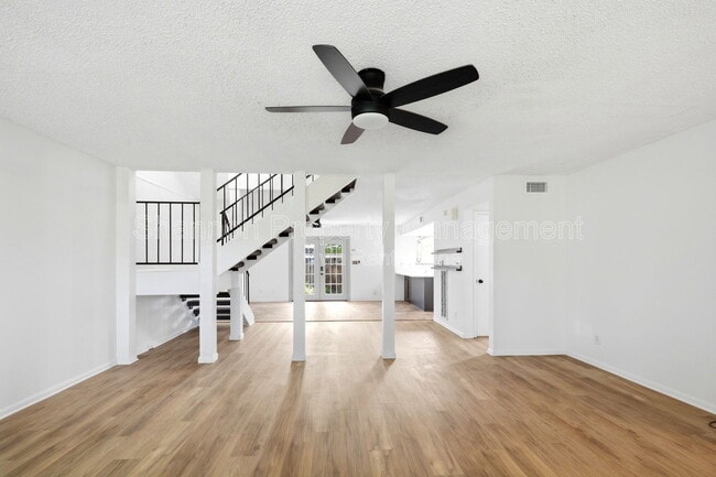 Building Photo - 2275 Triway Ln