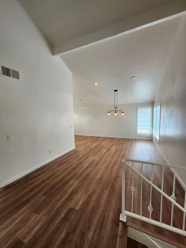 Building Photo - Big backyard with lots of upgrades