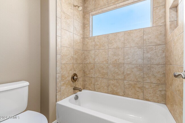 Building Photo - 14549 S 178th Dr