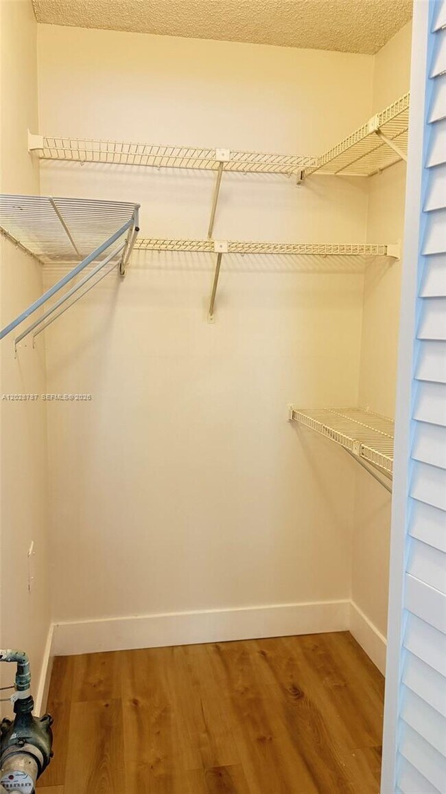 Building Photo - 13965 SW 91st Terrace