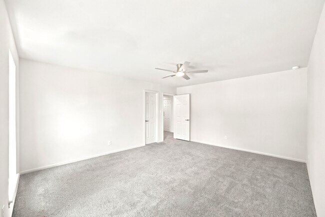 Building Photo - 15130 Walters Rd