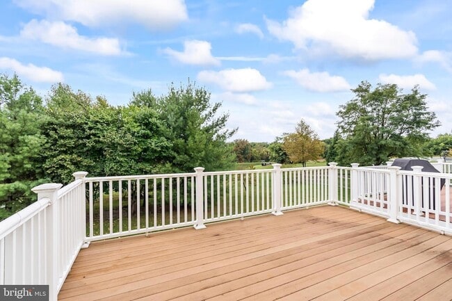 Building Photo - 9343 Morning Walk Dr