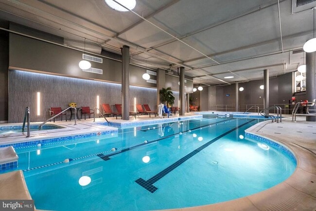 Building Photo - 8350 Greensboro Dr