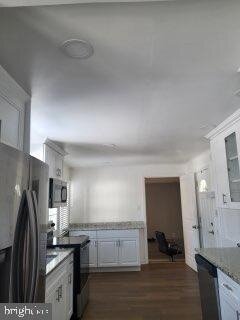 Building Photo - 130 Harper Ave