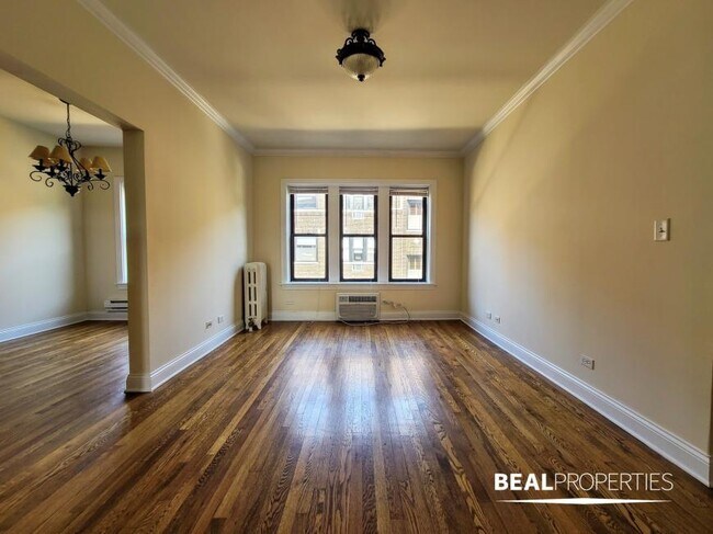 Primary Photo - 1 bedroom in CHICAGO IL 60613
