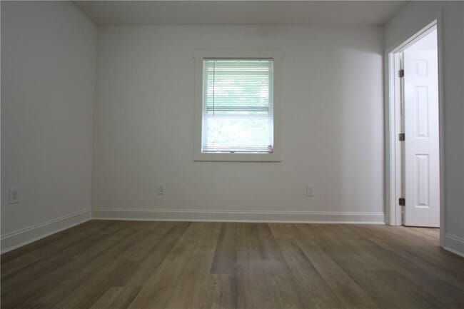 Building Photo - 3533 Larkspur Terrace