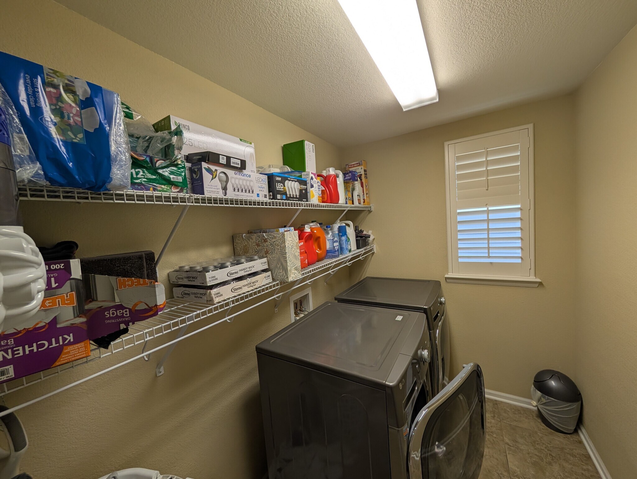 Building Photo - 12216 S Great Plain Way