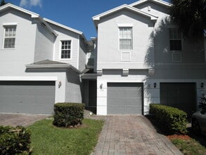 Building Photo - 5314 White Oleander