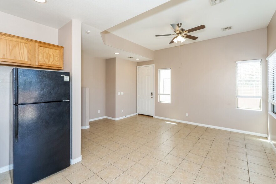 Building Photo - 296 Sweet Sugar Pine Dr