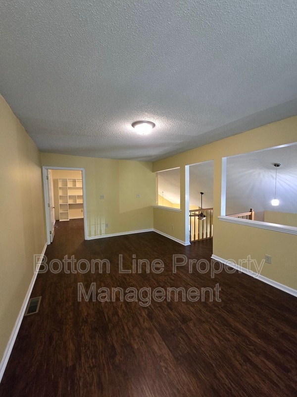 Building Photo - 6108 Gray Gate Ln