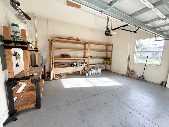 Building Photo - 4420 Harts Cove Way