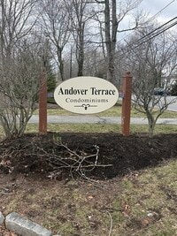 Building Photo - 4 Longwood Dr