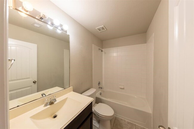 Building Photo - 12117 City Trek Ln