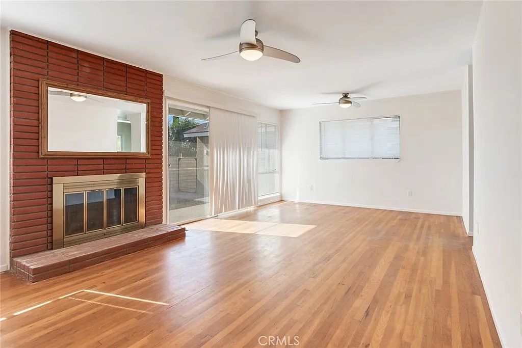 Building Photo - 194 W Blaine St